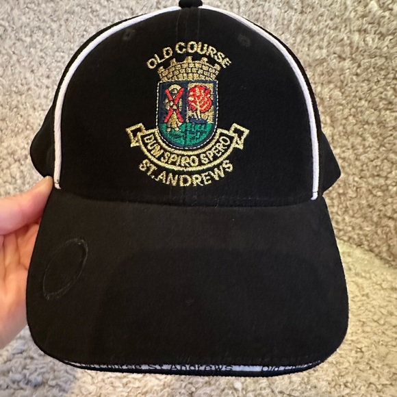 Black St. Andrews Golf Cap - Picture 1 of 9